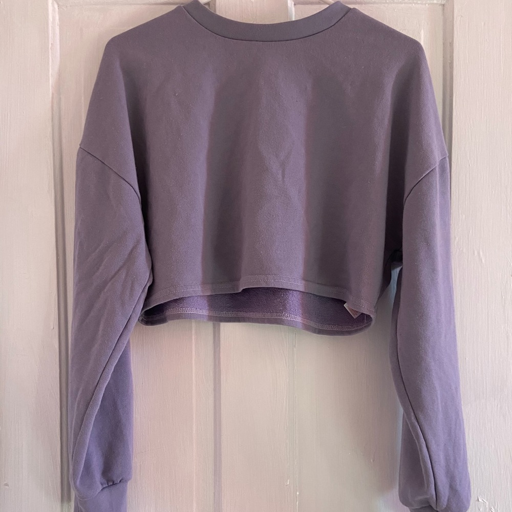 PrettyLittleThings crop top